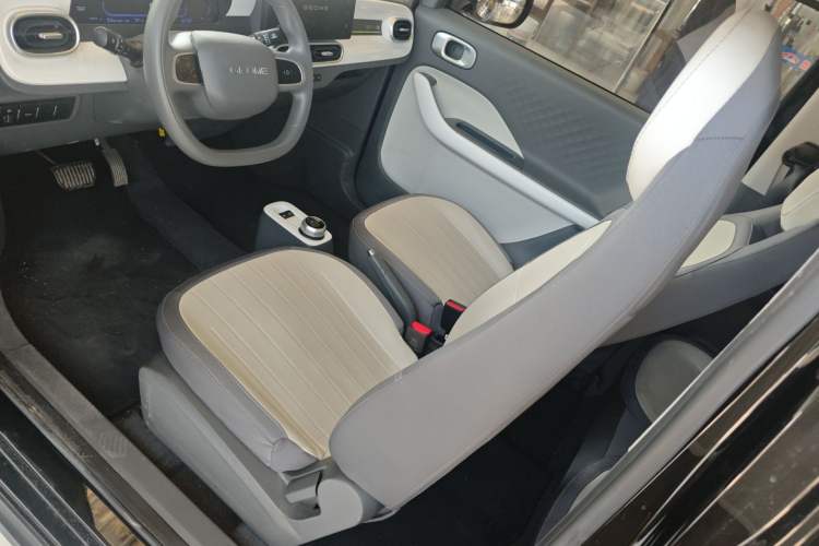 Used Geely Galaxy Panda 2025 210km Panda Kart Left Front Seat