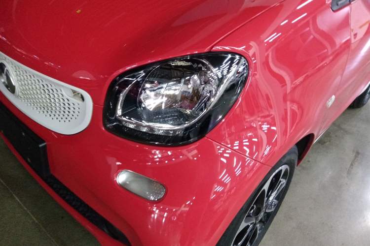 Used smart fortwo 2015 1.0L 52 kW Hardtop Passion Edition