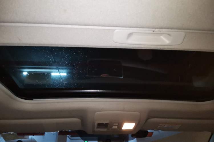 Used Mazda 3 Axela 2014 Sedan 2.0L Automatic Sport Model Headliner