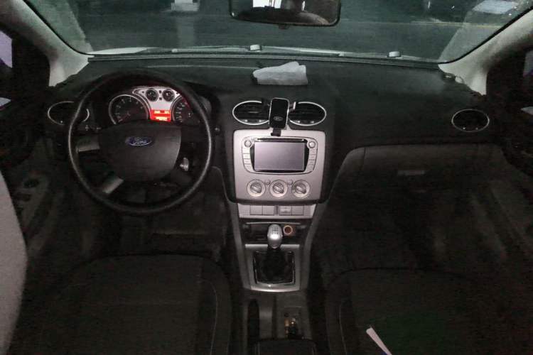 Used Ford Focus 2013 Hatchback Classic 1.8L Manual Base Model