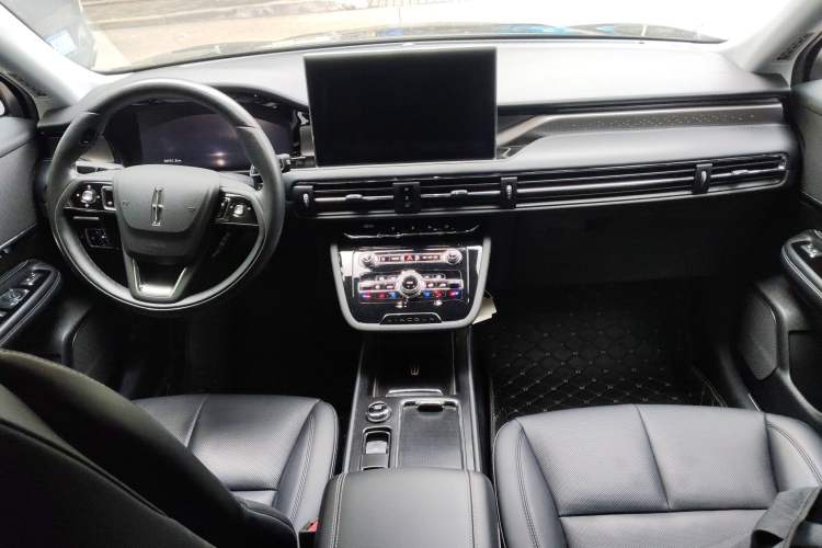 Used Lincoln Corsair 2022 2.0T Two-Wheel Drive Deluxe Edition