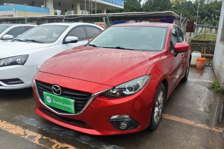 Used Mazda 3 Axela 2016 Sedan 1.5L Automatic Luxury Model