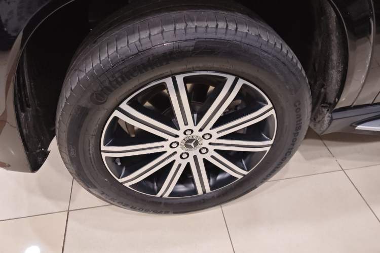 Used Mercedes-Benz GLE 2024 Refreshed GLE 350 4MATIC Stylish Edition
