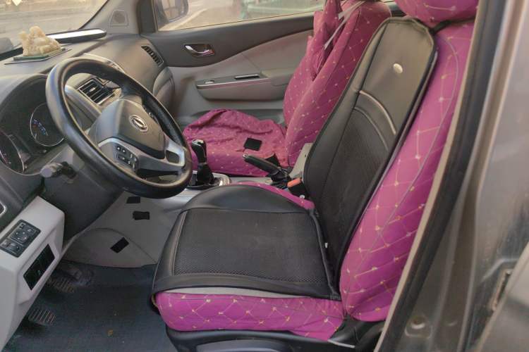 Used FORTHING S500 2016 1.6L Manual Luxury Model
