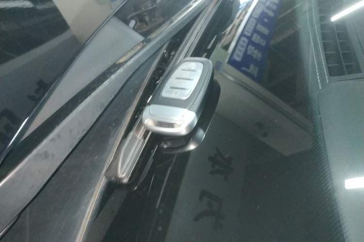 Used Hongqi H9 2020 2.0T Smart Connect Flagship Edition
