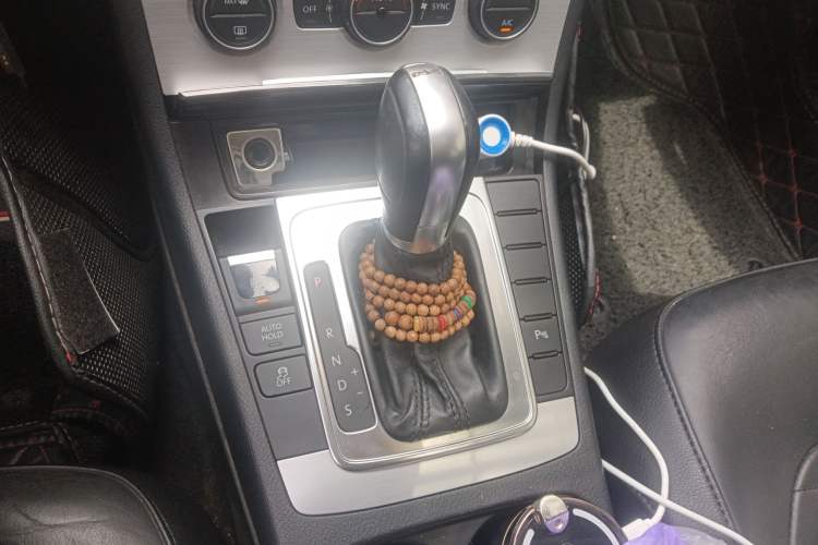 Used Volkswagen Magotan 2015 1.8TSI Advanced Model Gear Lever