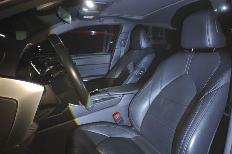 Used Toyota Avalon 2019 2.0L Luxury Edition China VI Standard Left Front Seat