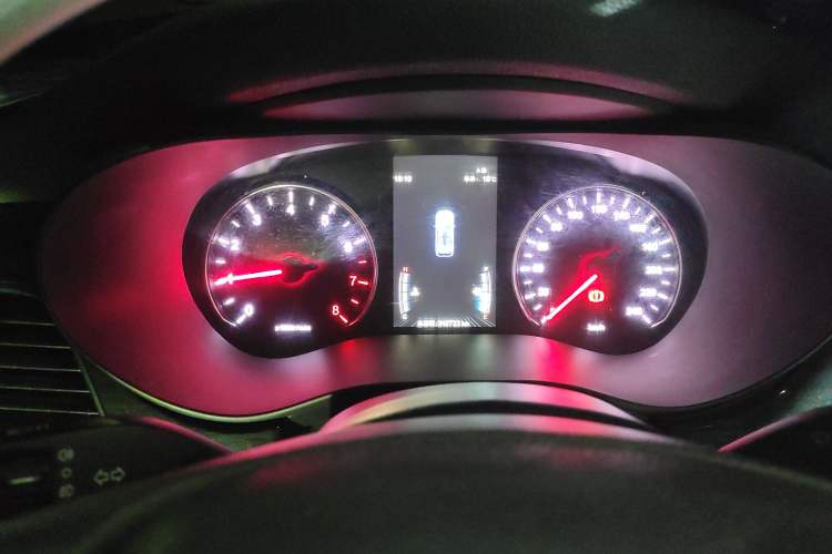 Used BYD Song MAX 2019 1.5T Manual Smart Connect Ruiyi Model 6 Seats China V Standard
