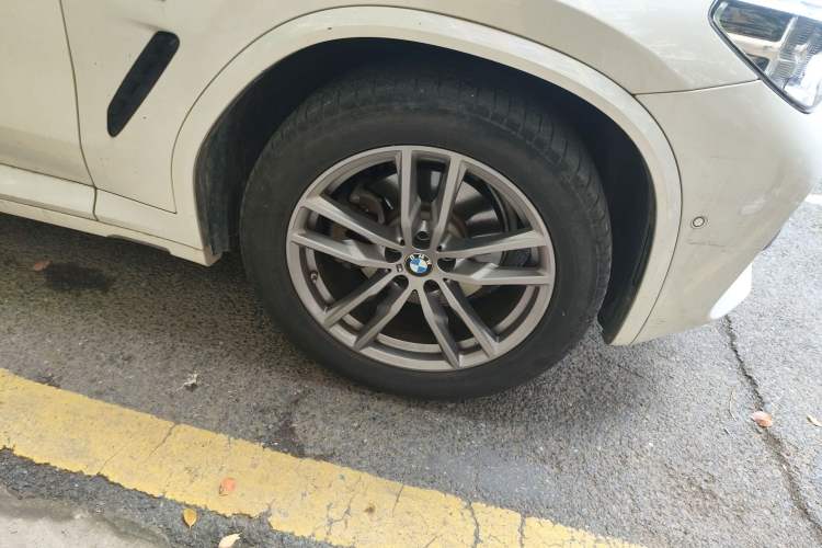 Used BMW X3 2020 xDrive28i M Sport Package Right Front Wheel Hub