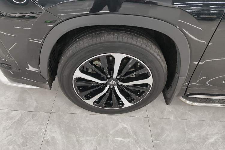 Used Toyota Crown Kluger 2021 2.5L HEV Four-Wheel Drive Premium Edition Left Front Wheel Hub