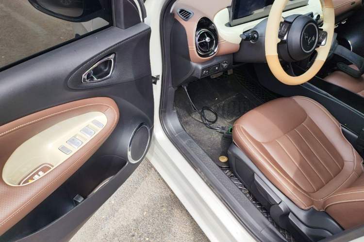 Used Wuling Bingo 2024 333 km Enjoyment Version
