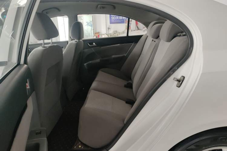 Used Geely Auto Classic Emgrand 2013 Sedan 1.5L Manual Entry-Level Model
