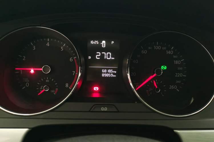 Used Volkswagen Lamando 2018 230TSI DSG Fashion Edition Instrument Cluster