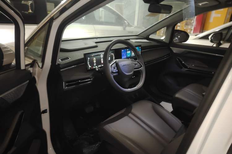 Used SAIC MAXUS Dajia 7 2024 Revised Version Super Hybrid Long-Range Edition Enjoyment Version