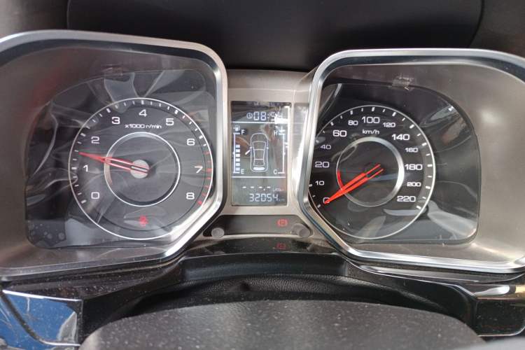 Used Zotye Domy X5 2017 Classic Edition 1.5T Manual Luxury Model