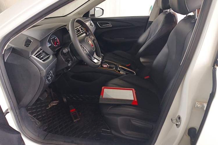 Used Roewe i5 2019 1.5L Automatic 4G Connected Langhao Edition