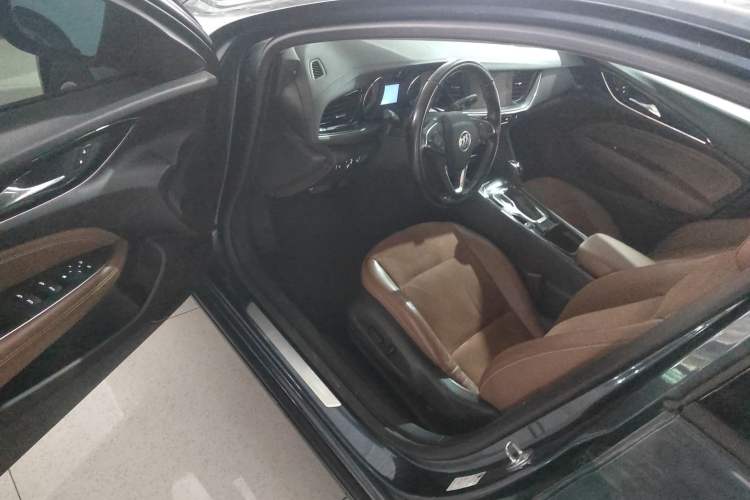 Used Buick Regal 2019 20T Elite Version China VI Standard