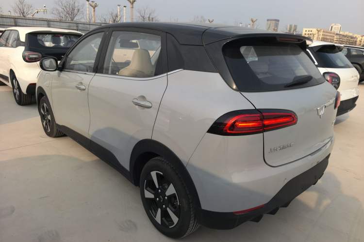 Used Wuling Bingo PLUS 2024 401 km Range 5-Seater Version