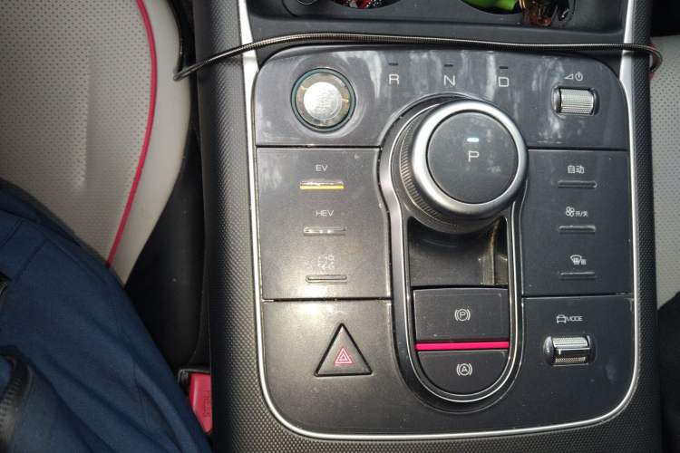 Used BYD Destroyer 05 2022 DM-i 55KM Luxury Model Gear Lever