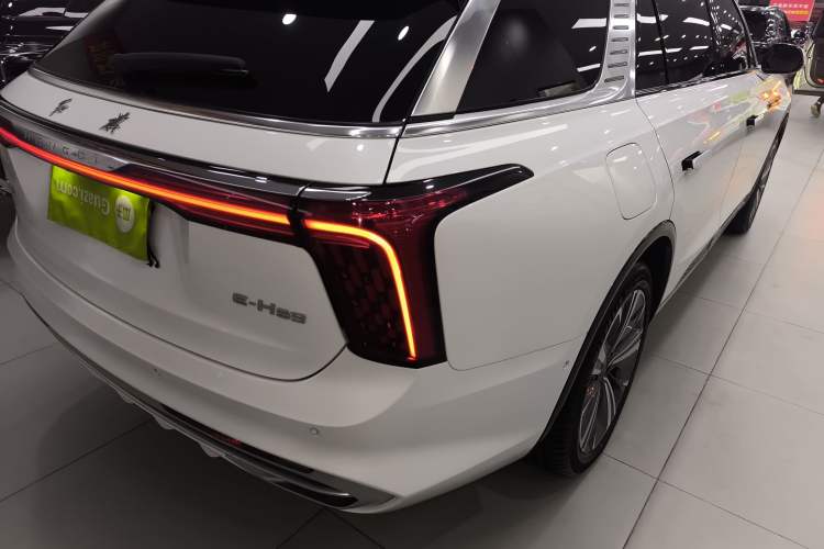 Used Hongqi E-HS9 2021 460 km Range Flagship Edition 7-Seater
