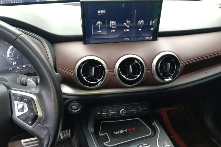 Used Wey VV6 2018 2.0T Four-Wheel Drive Flagship Version China V Standard Audio And AC Panel