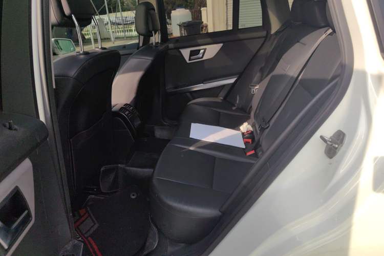 Used Mercedes-Benz GLK-Class 2014 GLK 260 4MATIC Dynamic Model Left Rear Seat