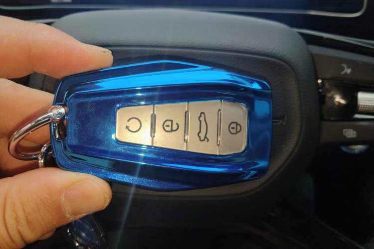 Used Geely Auto Emgrand X7 Sport 2024 1.5TD Smart Connect+
