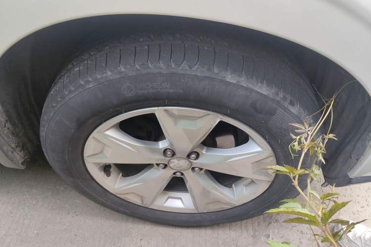 Used Subaru Forester 2013 2.5i Automatic Luxury Edition
