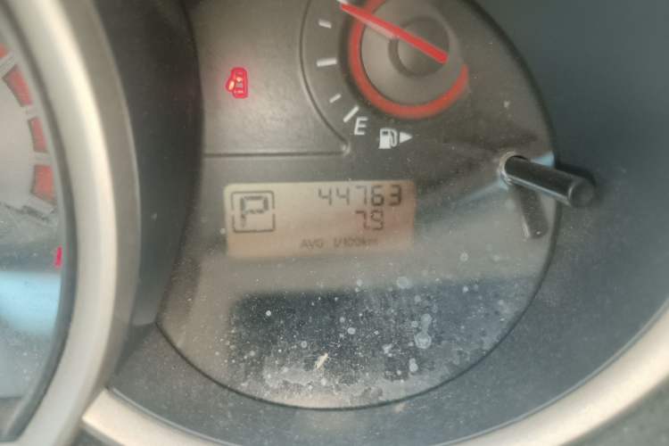 Used Nissan Sylphy 2012 Classic 1.6XE Automatic Comfort Edition Odometer Close Up