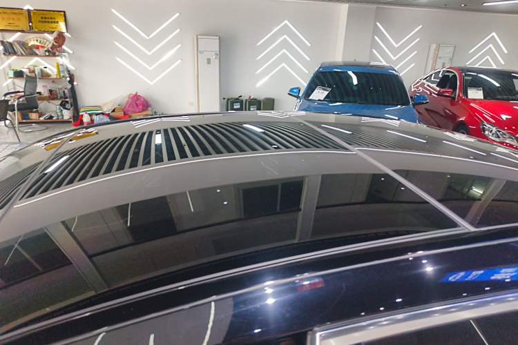 Used Mercedes-Benz E-Class 2023 Restyled E 300 L Sporty and Stylish Edition Roof