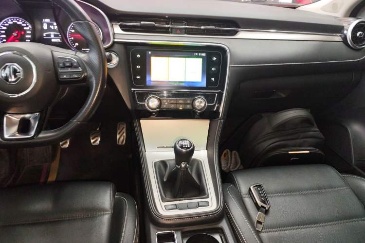 Used MG 6 2017 20T Manual Luxury Smart Connect Version China V Standard