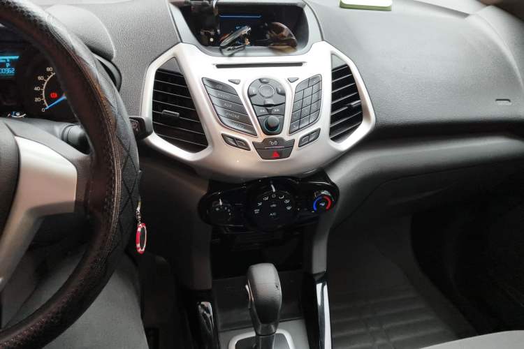 Used Ford EcoSport 2013 1.5L Automatic Fashion Model Audio And AC Panel