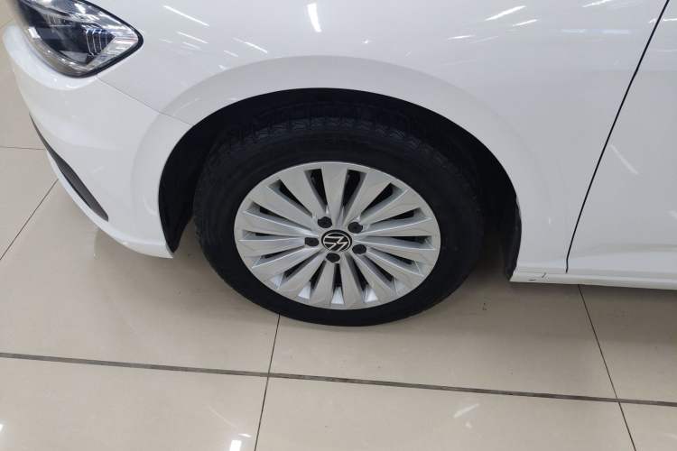 Used Volkswagen Lavida 2021 1.5L Automatic Vision Edition

