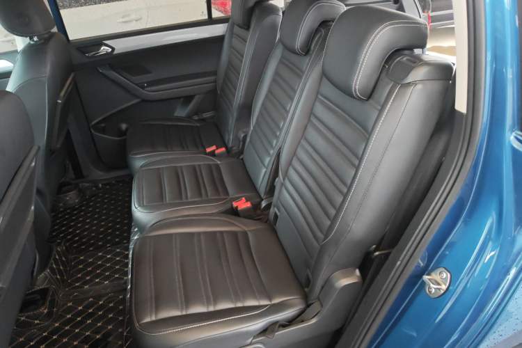 Used Volkswagen Touran 2018 Volkswagen Touran L 280TSI DSG Style Edition 7 Seats China VI Standard