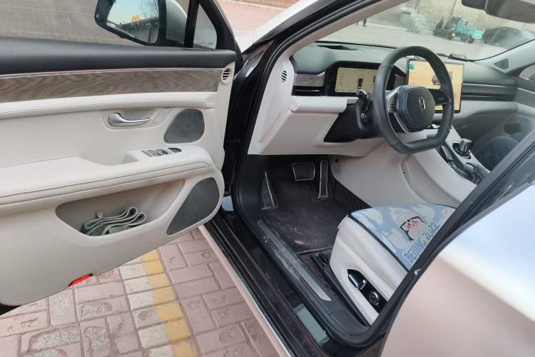 Used Hima AITO M5 2022 Extended-Range Four-Wheel Drive Performance Version