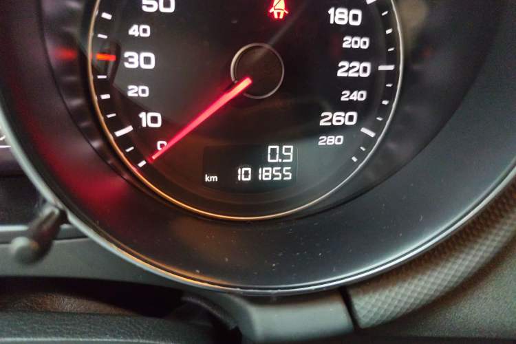 Used Audi TT 2013 TT Roadster 45 TFSI quattro Odometer Close Up