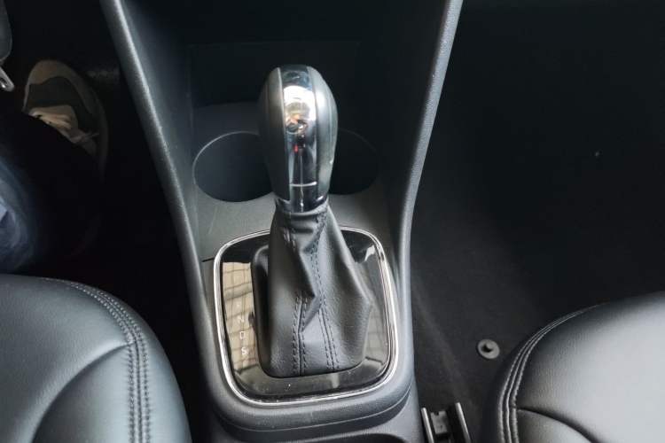 Used Volkswagen Polo 2016 1.6L Automatic Comfort Model