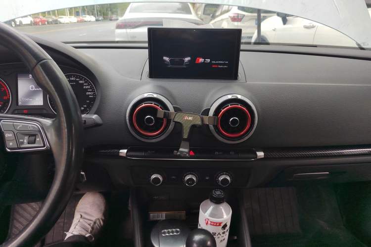 Used Audi A3 2020 Limousine 35 TFSI Fashion Edition China VI Emission Standard
