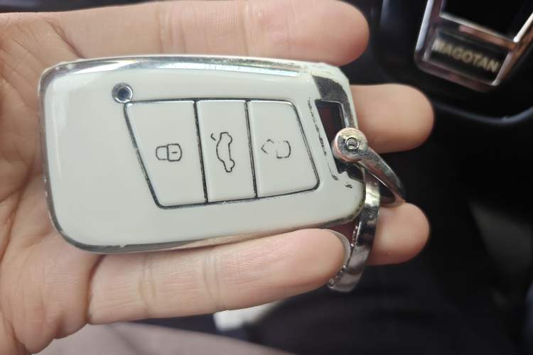 Used Volkswagen Magotan 2018 330TSI DSG Advanced Model
