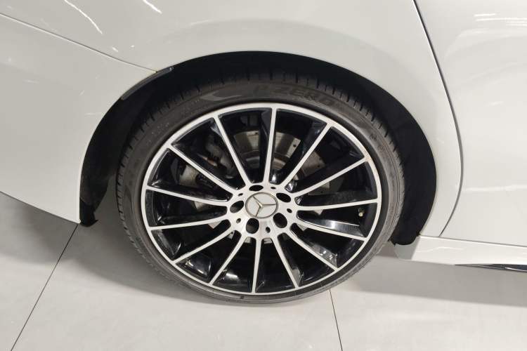 Used Mercedes-Benz A AMG 2020 AMG A 35 L 4MATIC Exterior 5