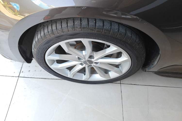 Used Audi A4L 2018 30th Anniversary Edition 40 TFSI Fashion Model