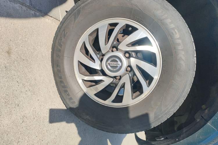 Used Dongfeng Ruichi 2017 2.5T Diesel Two-Wheel Drive Standard Version ZD25T5 Exterior 7