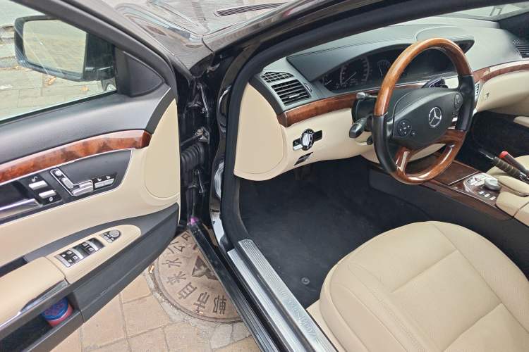 Used Mercedes-Benz S-Class 2011 S 350 L CGI 4MATIC
