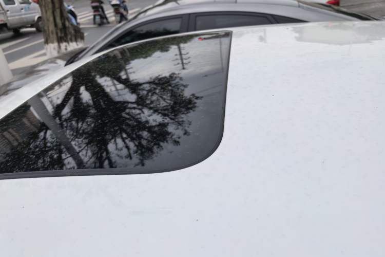 Used CHANGAN Eado 2025 Blue Whale 1.5T 500Bar Prestige Model Roof