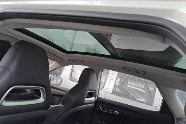 Used MG HS 2019 30T Automatic 2WD Trophy Supreme Edition China VI Standard Headliner