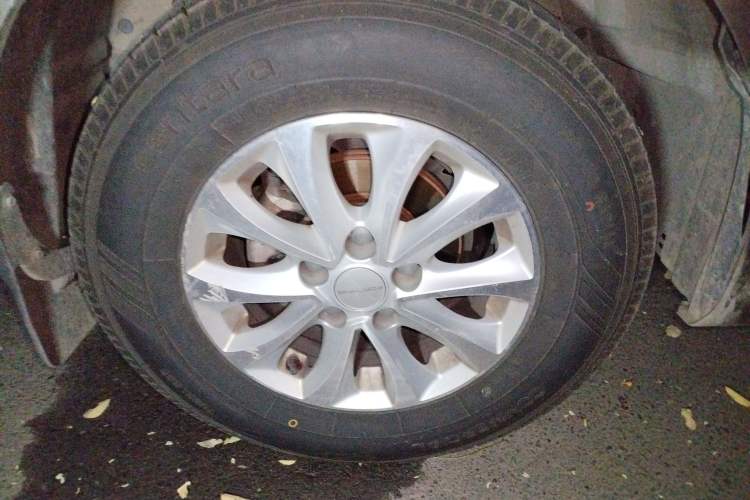 Used FORTHING Lingzhi M5 2022 Standard Version Base Model 7 Seats