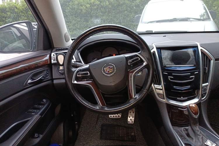 Used Cadillac SRX 2013 3.0L Elite Model
