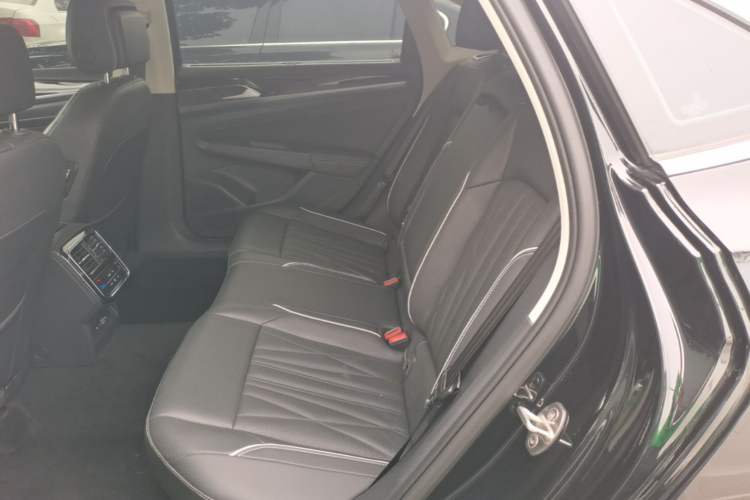 Used Volkswagen Passat 2022 330TSI Starry Luxury Edition Left Rear Seat