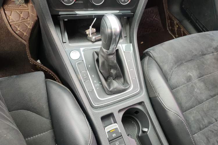 Used Volkswagen Golf 2018 230TSI Automatic Luxury Version