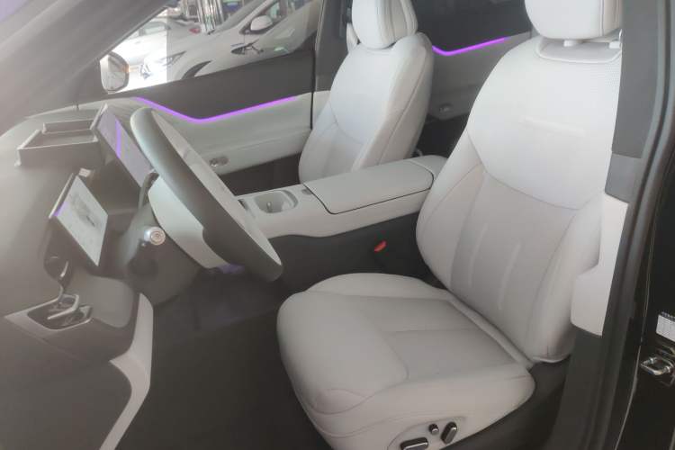 Used XPeng G6 2025 625 Long-Range Max Flagship Edition